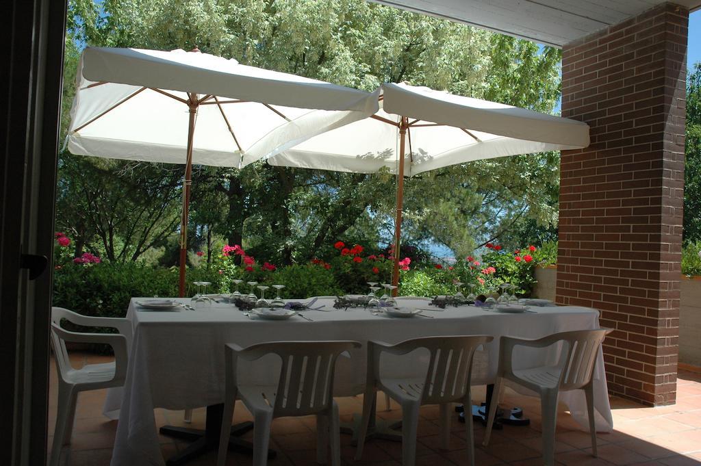 Colle Moro - B&B Villa Maria Citta Sant'Angelo Bagian luar foto