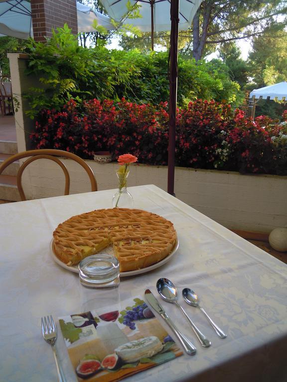 Colle Moro - B&B Villa Maria Citta Sant'Angelo Bagian luar foto
