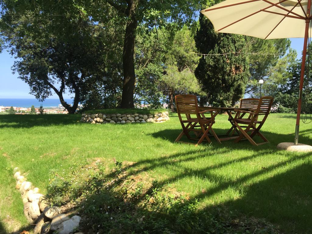 Colle Moro - B&B Villa Maria Citta Sant'Angelo Bagian luar foto